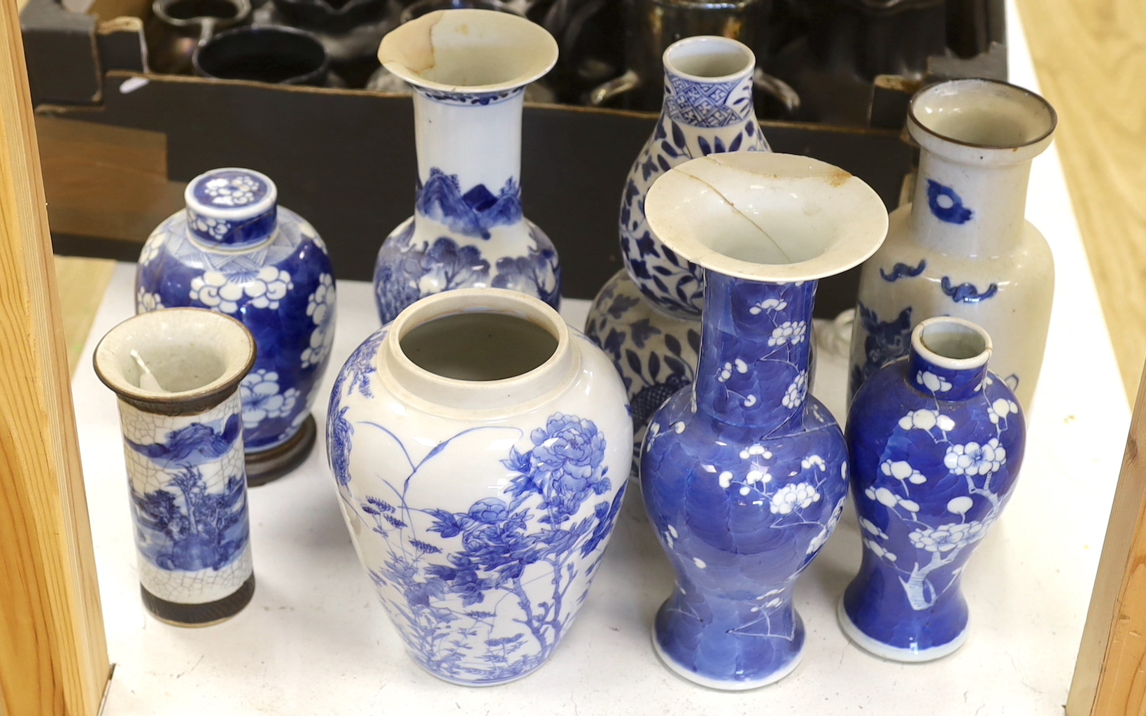 Eight assorted Chinese blue and white vases, double gourd dragon vase 26cm high (with faults)